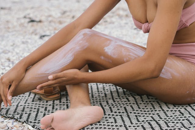 Clear Essence Exclusive Medicated Fade Creme with Sunscreen: Your Path to Radiant Skin